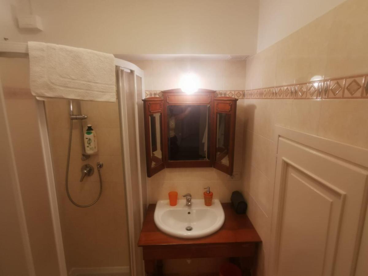 Canal View Studio Flat Venesia Bagian luar foto