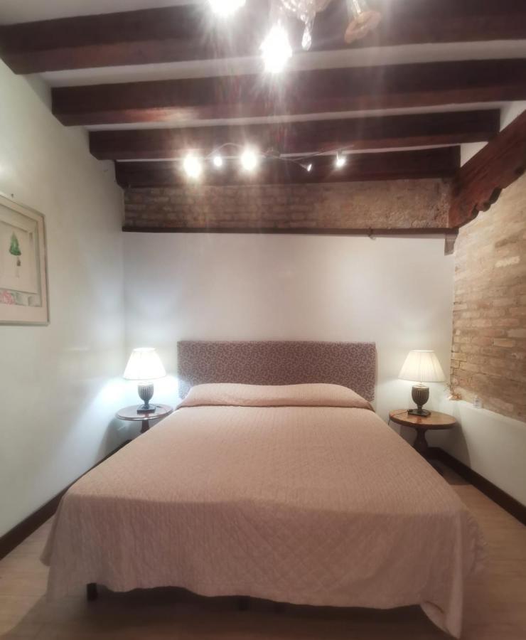 Canal View Studio Flat Venesia Bagian luar foto